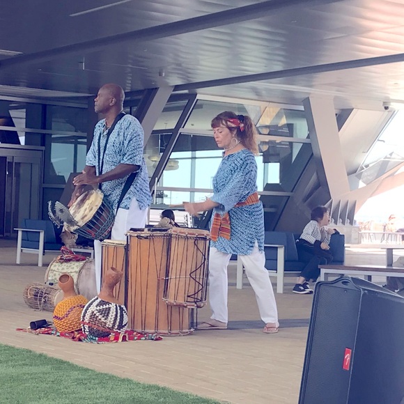 Posh Ambassador - Picture 2 of 3